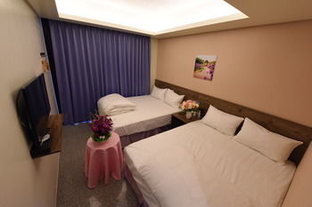 九九商旅 Hotel Тайджун Екстериор снимка